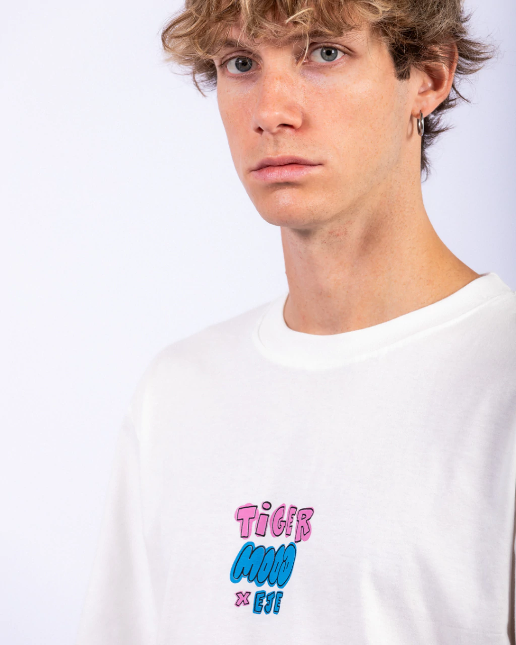 Remera Mood blanca frente